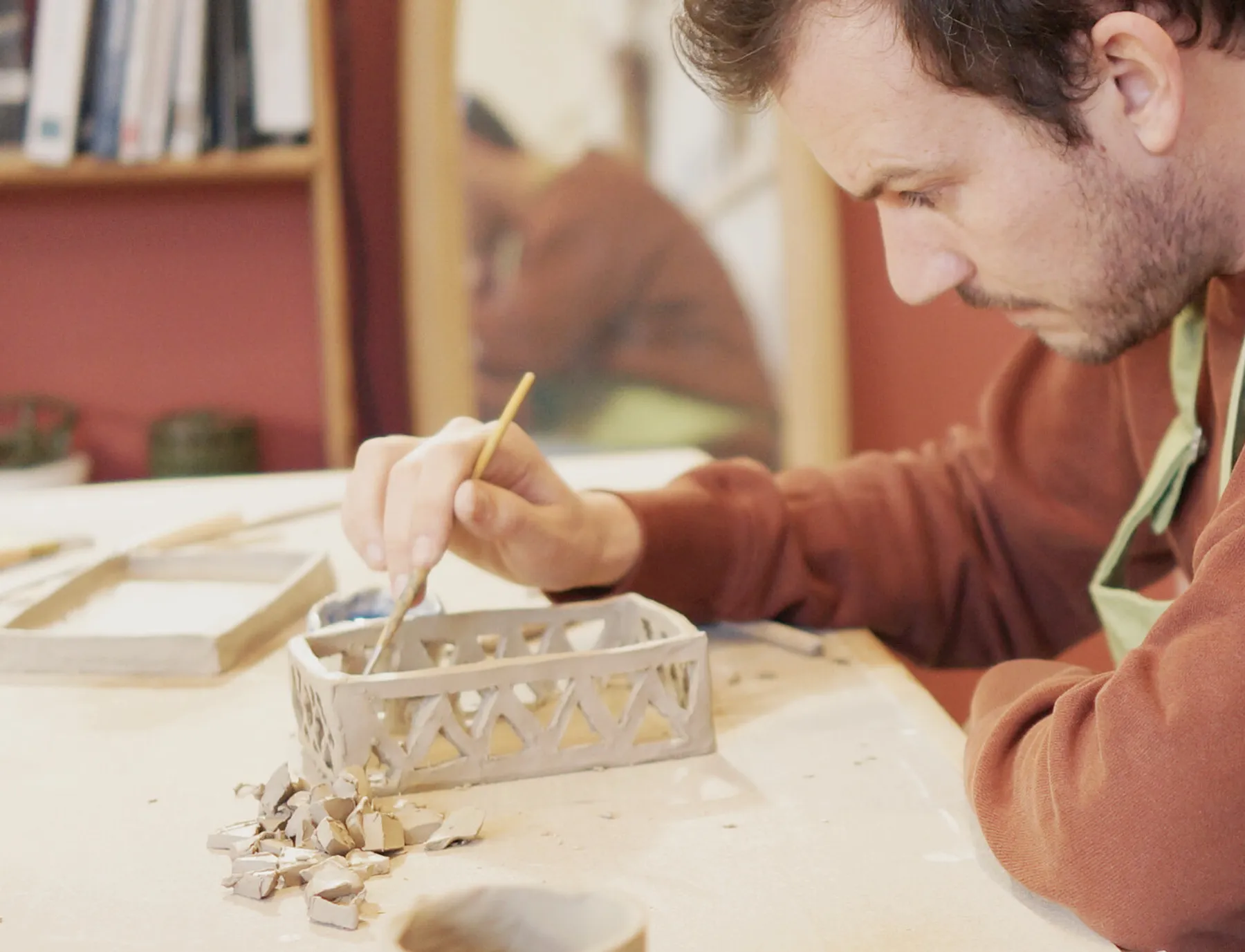 Modelez votre duo d'objets ajourés en céramique avec Marie - Image n°3 - Wecandoo