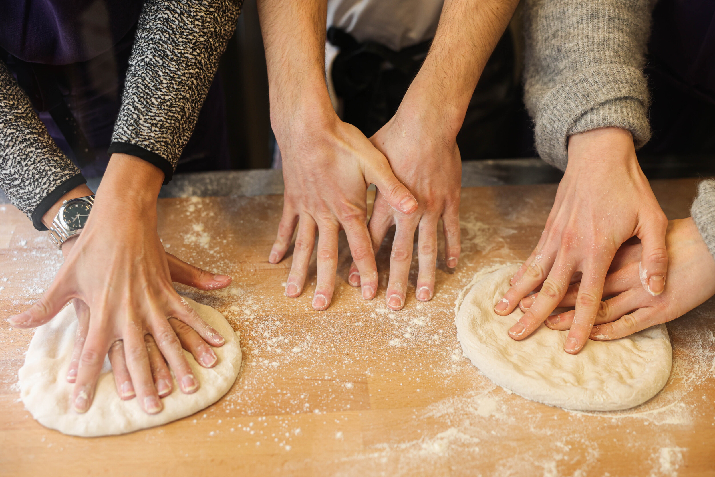 Wecandoo - Rassemblez votre équipe et réalisez de délicieuses pizzas avec Louis - Image n°6