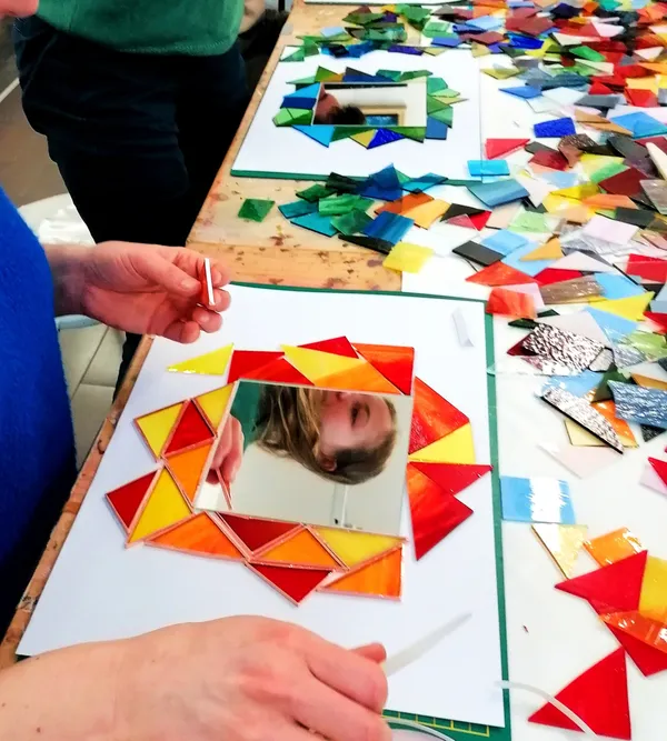 Réalisez votre miroir en vitrail - Image n°4 - Wecandoo