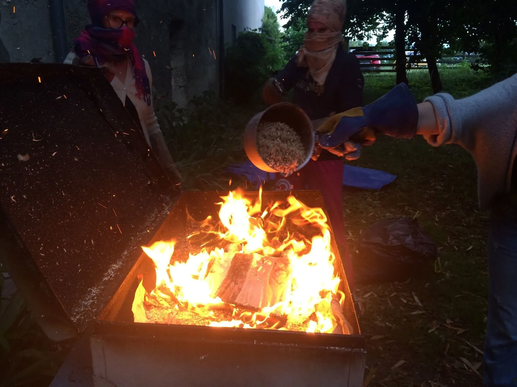 Initiez-vous au modelage, au décor sur céramique et au raku - 2J - Image n°1 - Wecandoo