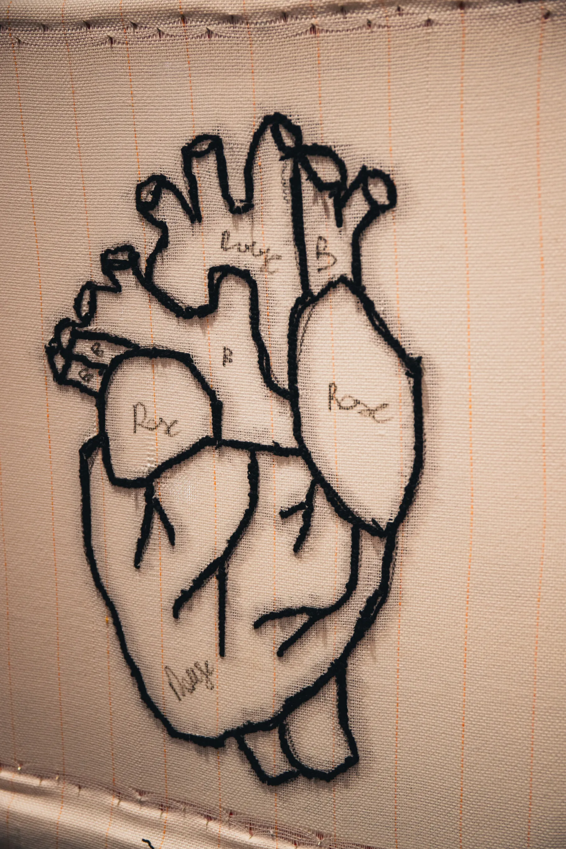 Tuftez votre tapis 50 x 55 cm avec Anne-Laure - Image n°5 - Wecandoo