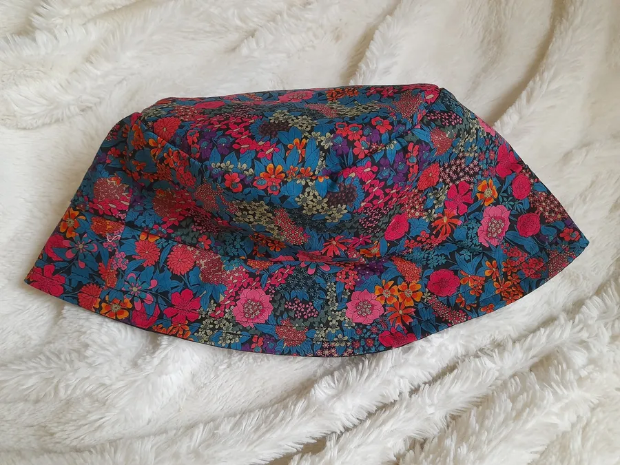 Réalisez votre bob réversible - Image n°1 - Wecandoo