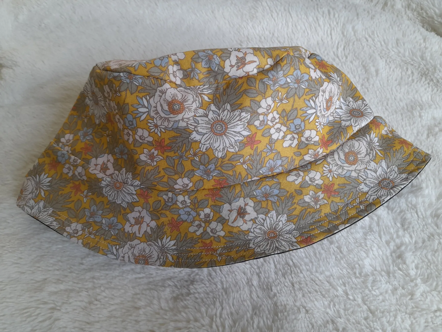 Réalisez votre bob réversible - Image n°4 - Wecandoo