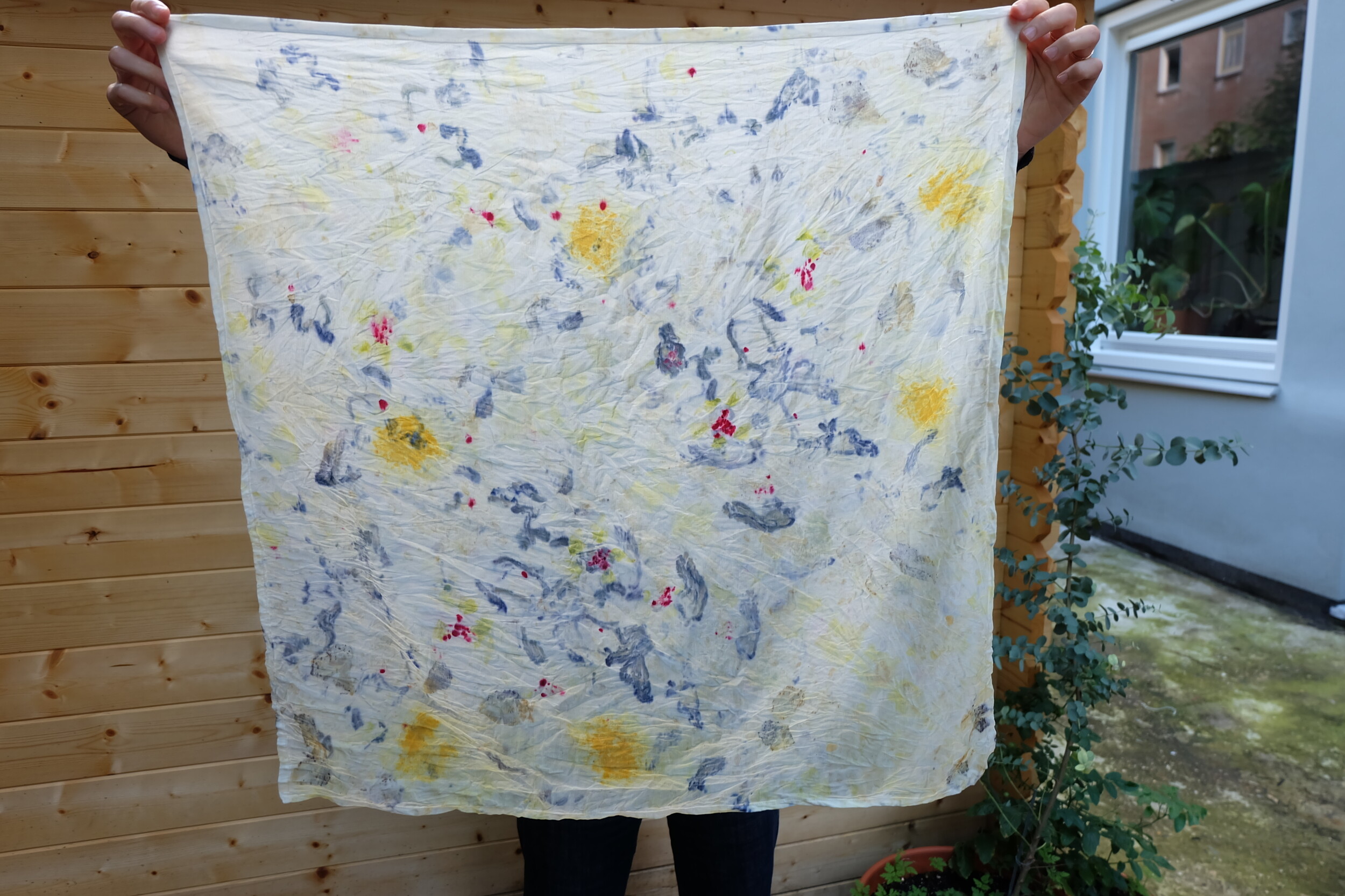 Wecandoo - Create your own naturally dyed silk scarf - Image n°6