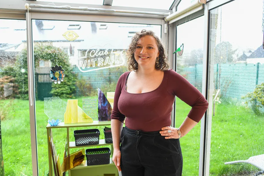 Cécile : Vitrailliste à Rennes