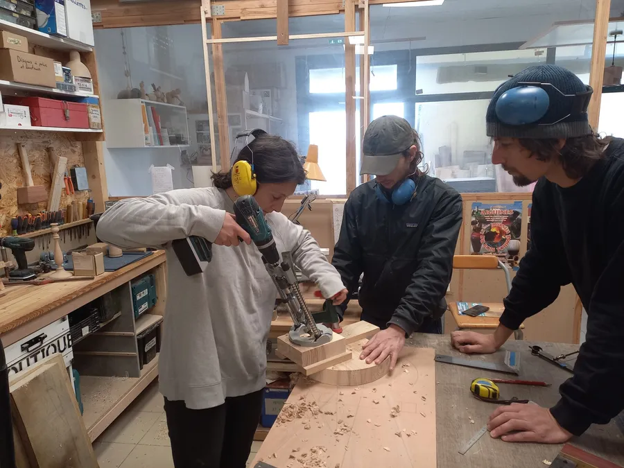 Réalisez votre tabouret en bois sur une journée - Image n°1 - Wecandoo