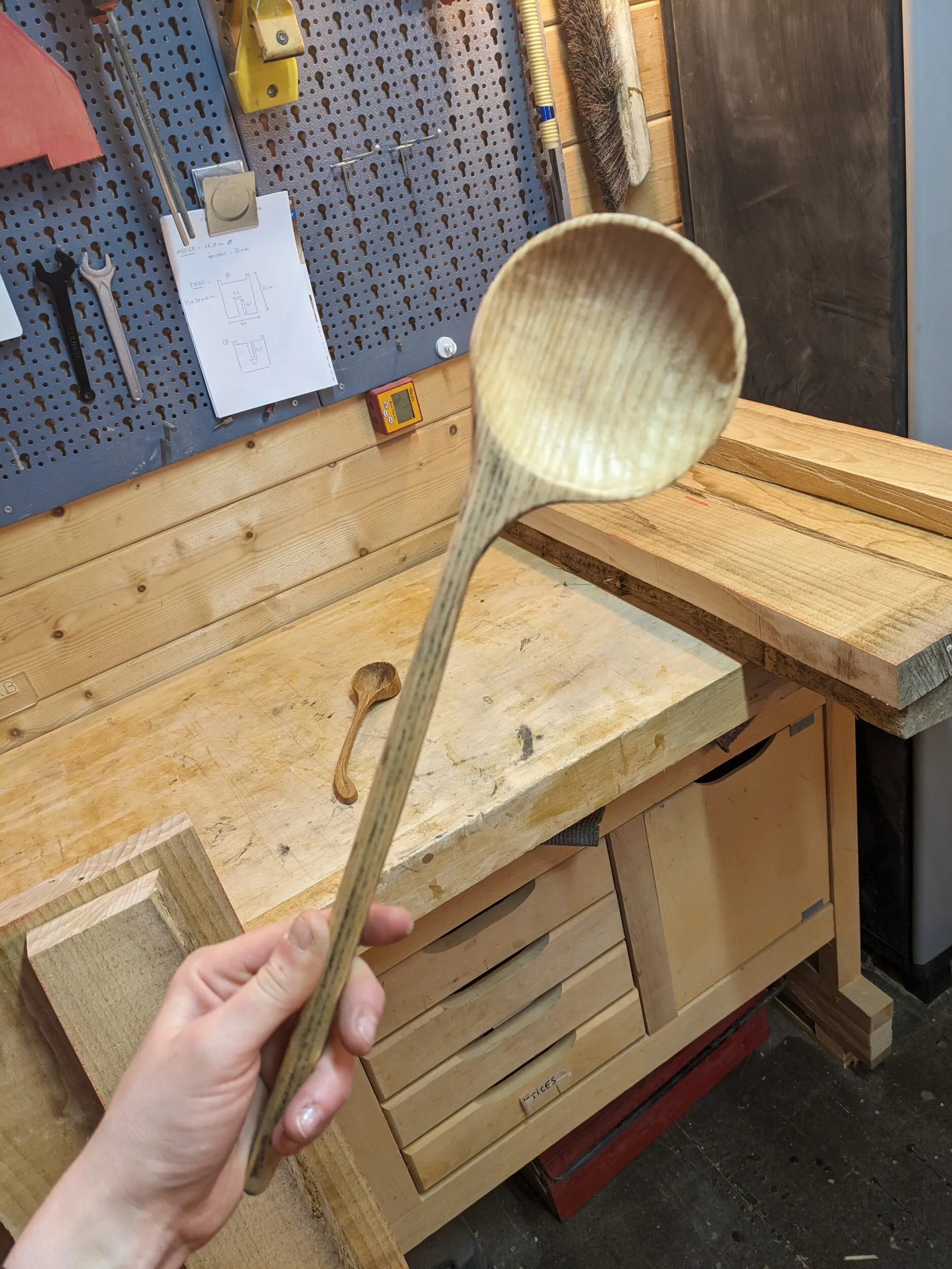 Sculptez votre duo d'ustensiles en bois - Afbeelding nr. 4 - Wecandoo