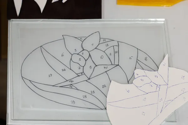 Découvrez l'art du vitrail Tiffany sur une journée avec Bogusia - Afbeelding nr. 3 - Wecandoo