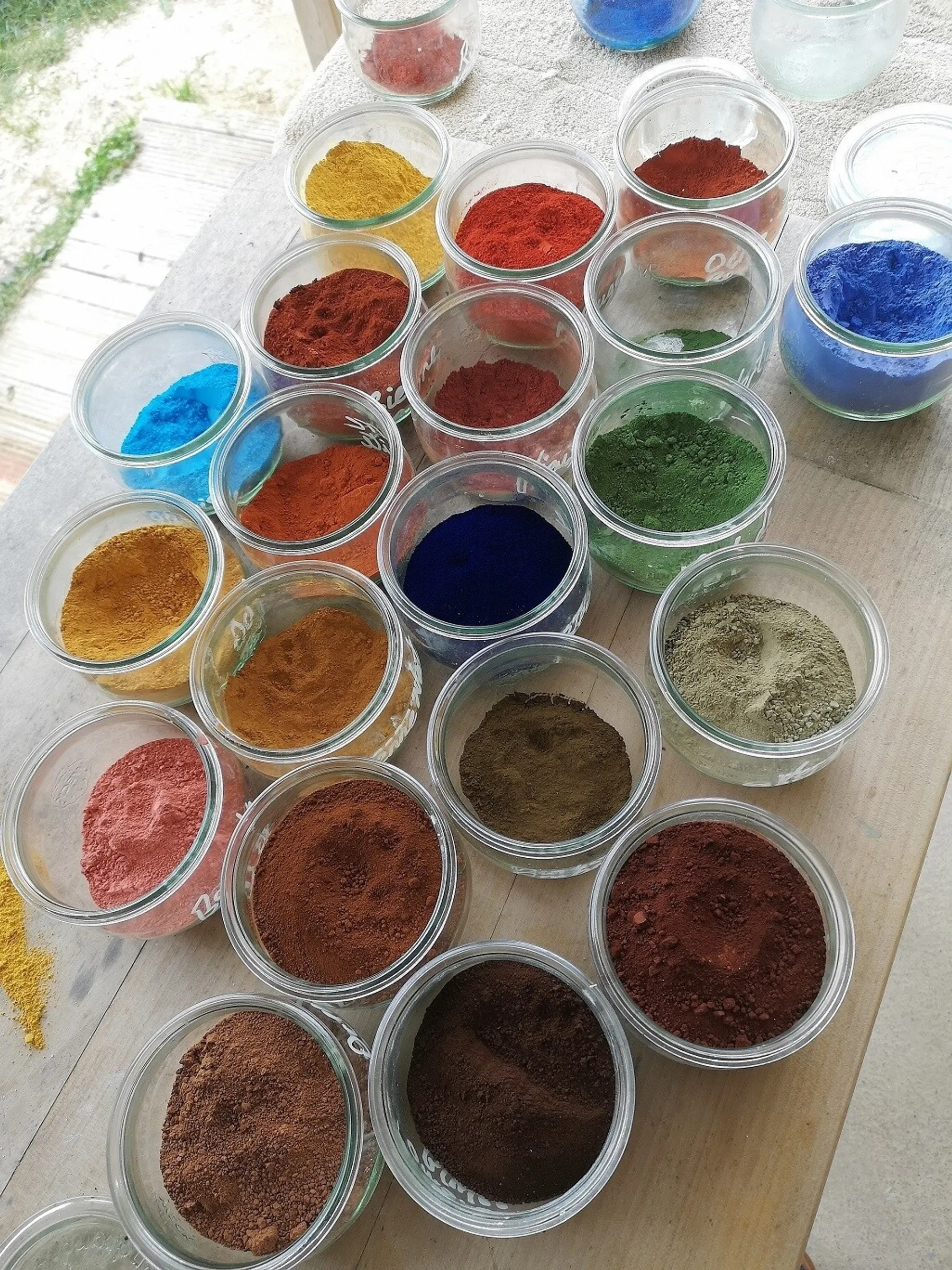 Fabriquez votre lampe en tadelakt sur une journée - Image n°4 - Wecandoo