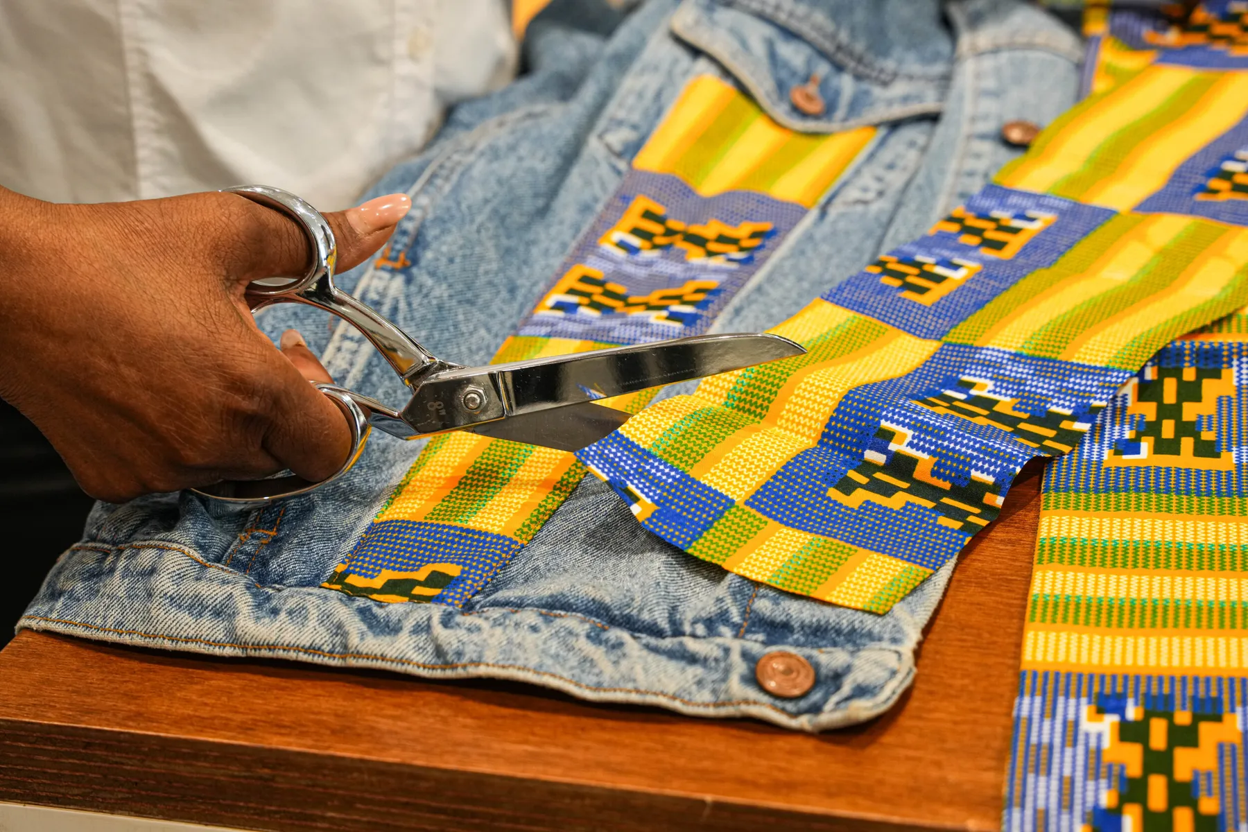 Upcyclez et customisez votre pièce en jean - Image n°1 - Wecandoo