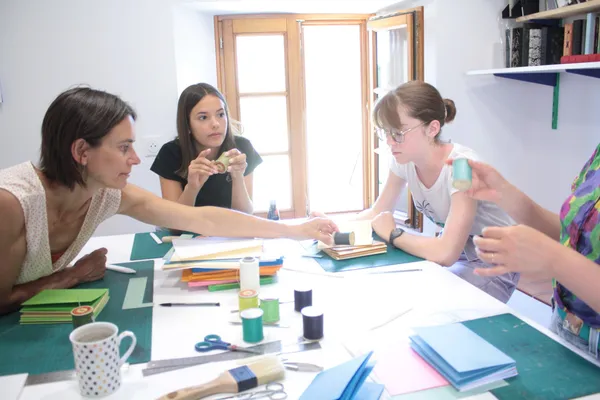 Initiez-vous à la reliure crisscross - Image n°3 - Wecandoo