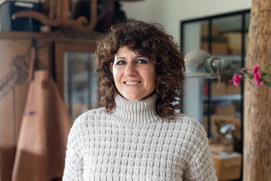 Stephanie : Ebeniste Restaurateur à Gironde