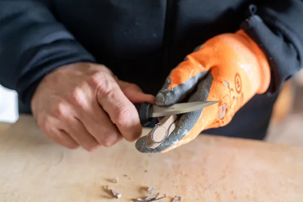 Apprenez à sculpter votre cuillère en bois - Afbeelding nr. 3 - Wecandoo