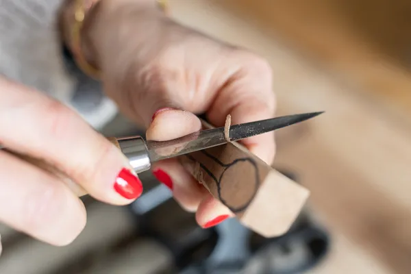 Apprenez à sculpter votre cuillère en bois - Afbeelding nr. 2 - Wecandoo