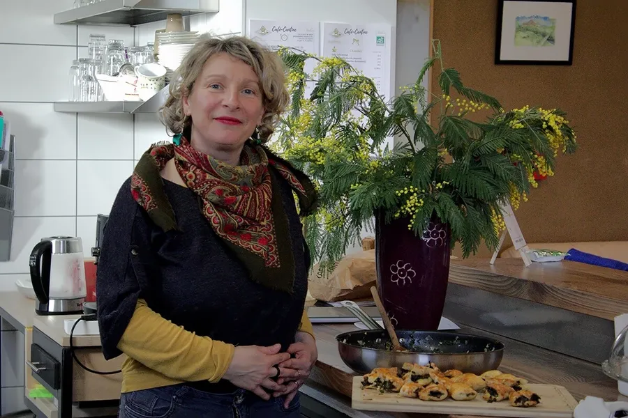 Isabelle : Ethnobotaniste à Saint-Georges-du-Bois