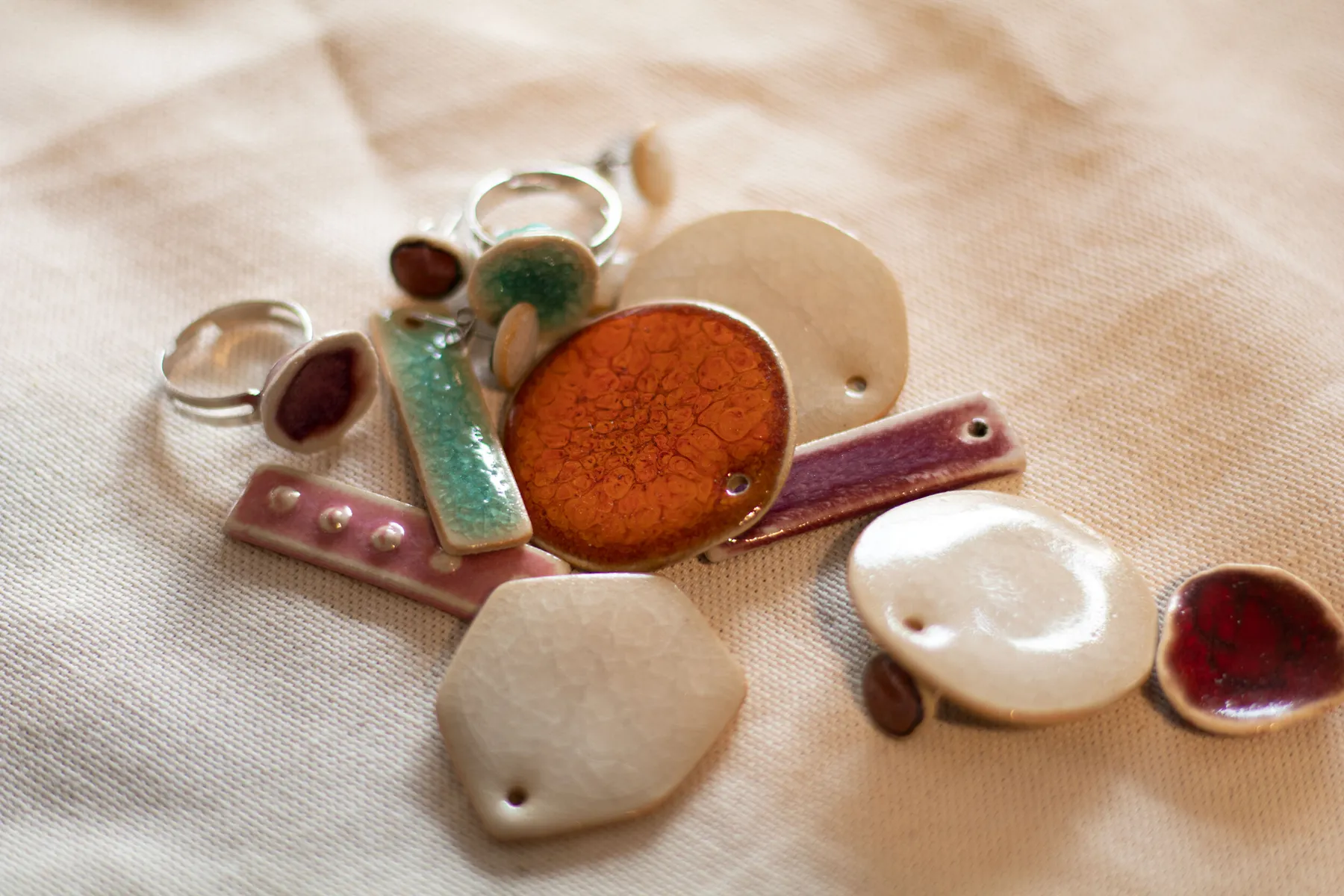 Créez votre bijou en porcelaine - Image n°5 - Wecandoo