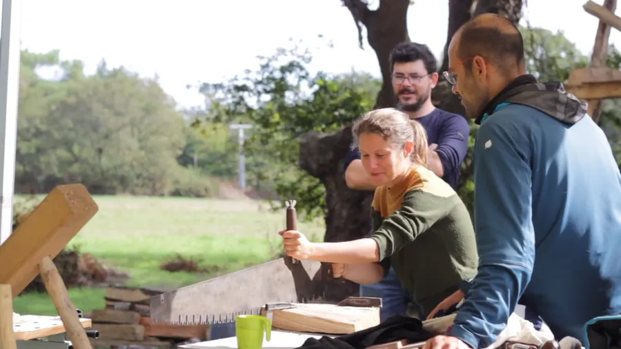 Réalisez votre tabouret rustique et votre cuillère en bois dans le Finistère - 2J - Image n°1 - Wecandoo