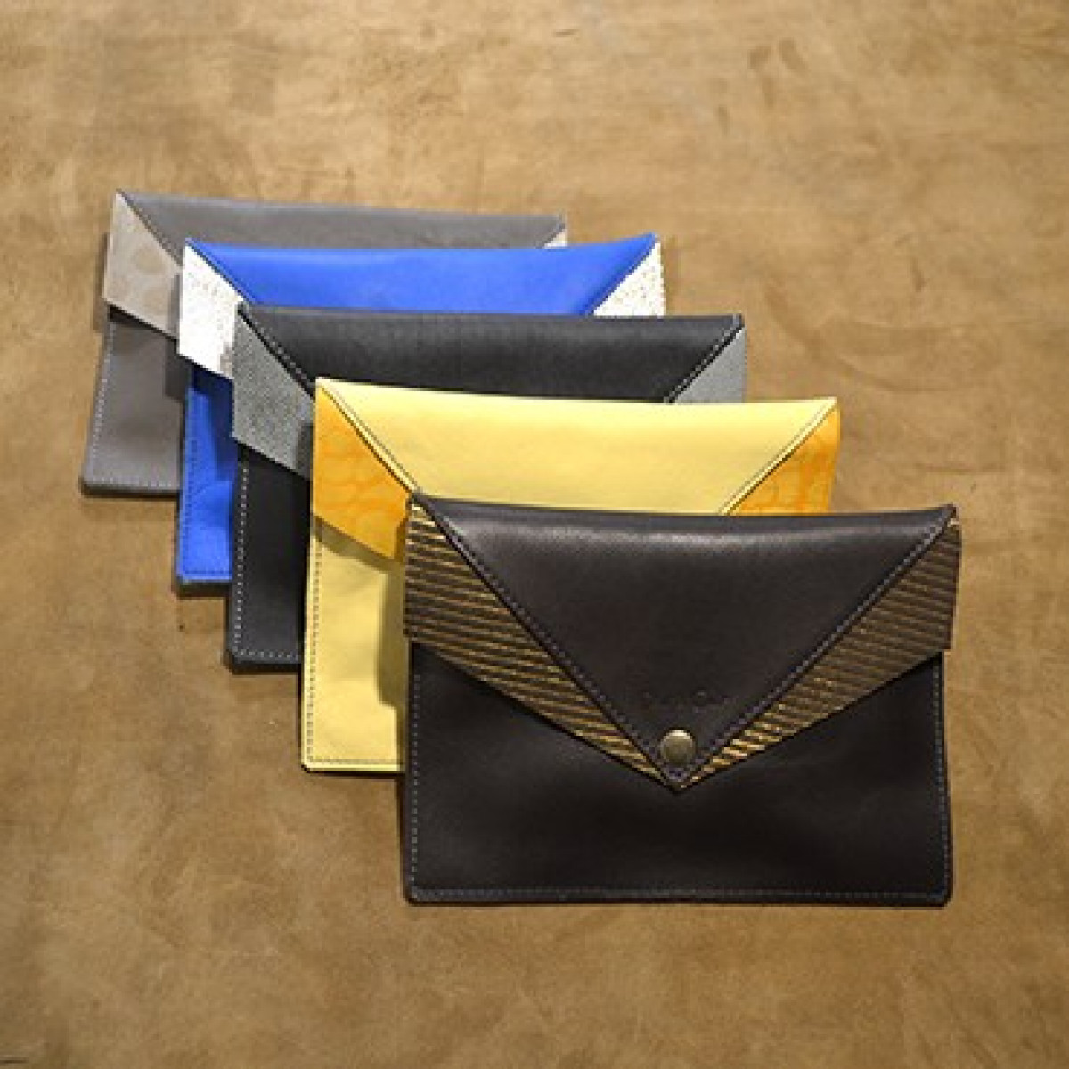 Fabriquez votre pochette en cuir