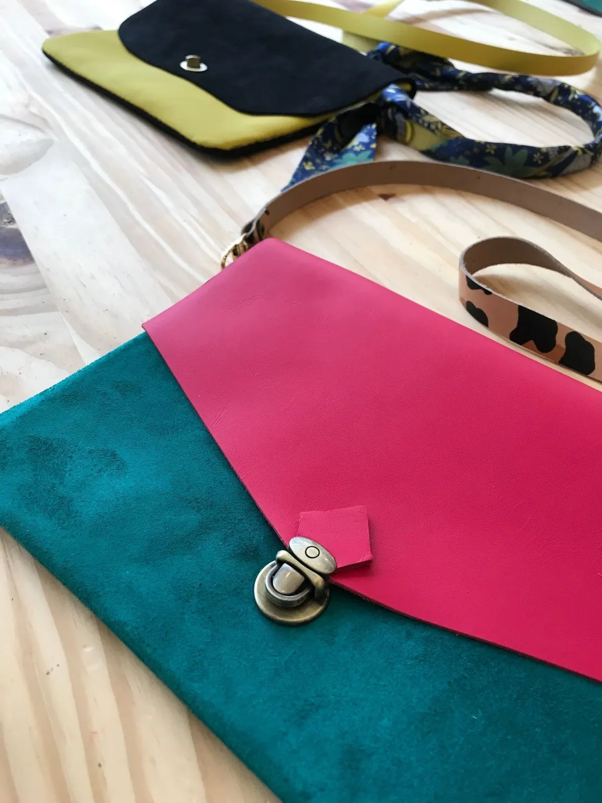 Créez votre pochette en cuir