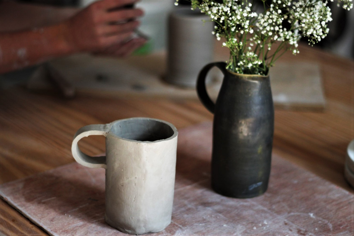 Wecandoo - Modelez votre mug en céramique