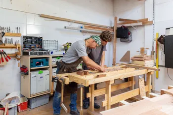 Fabriquez votre table basse en bois - 2J