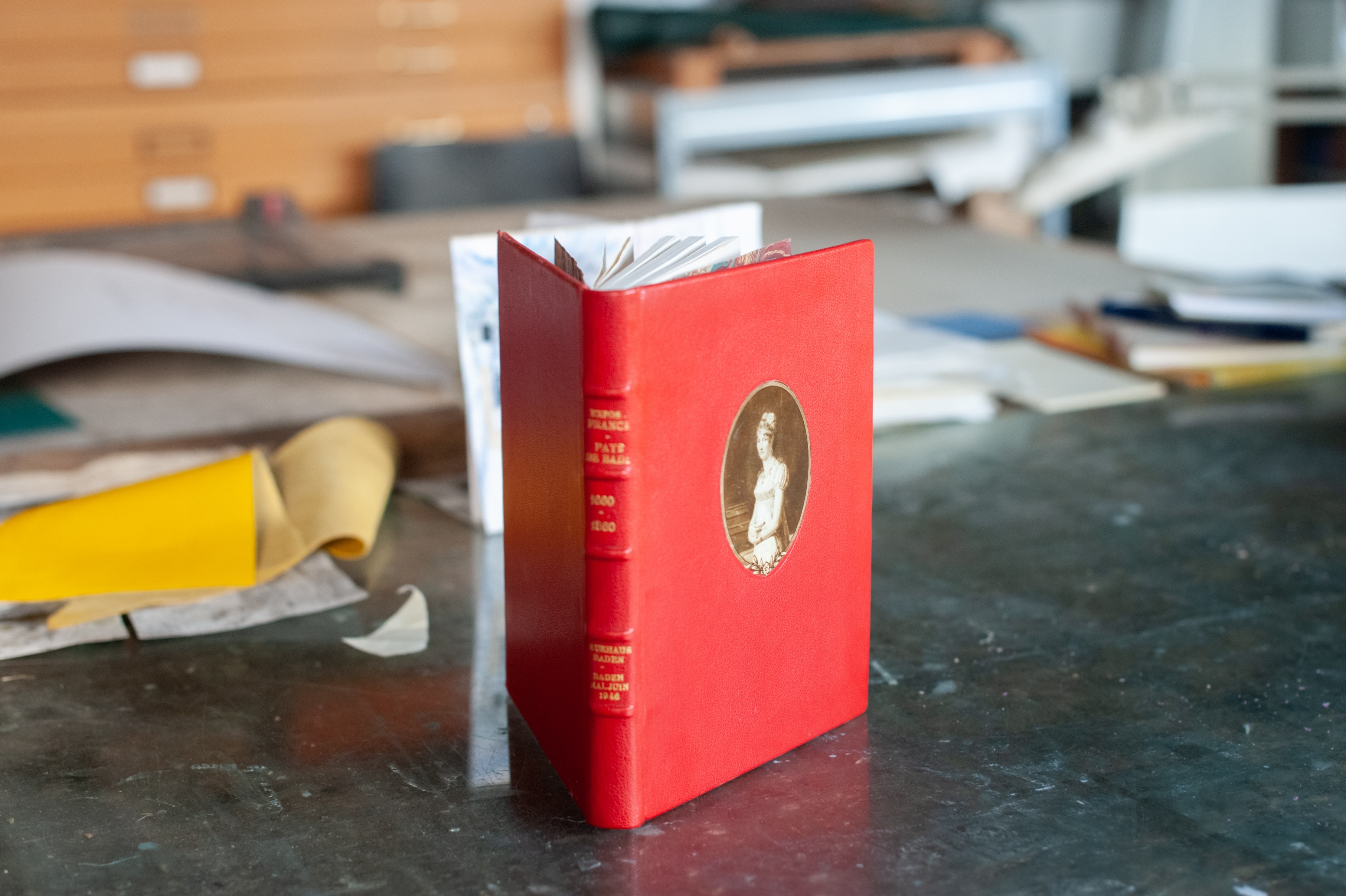 Réalisez un carnet en reliure Bradel