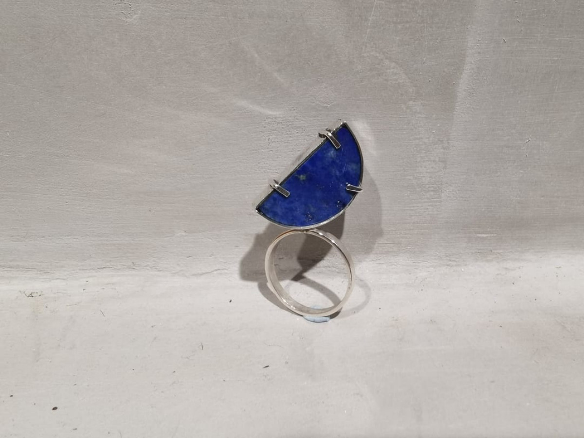 Wecandoo - Créez votre bague en argent sertie de lapis-lazuli