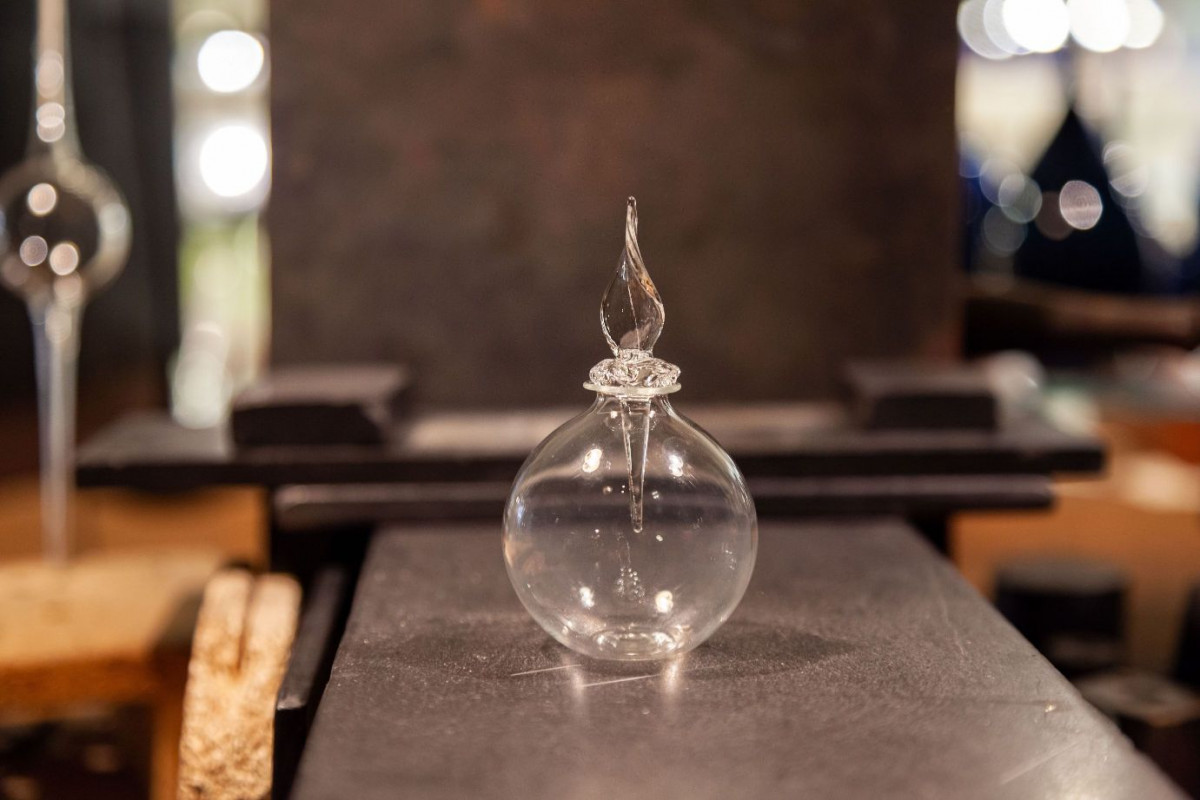 Wecandoo - Soufflez votre flacon de parfum en verre