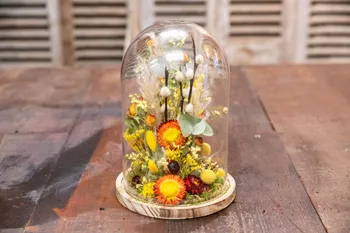 Wecandoo - Fabriquez une cloche de fleurs séchées