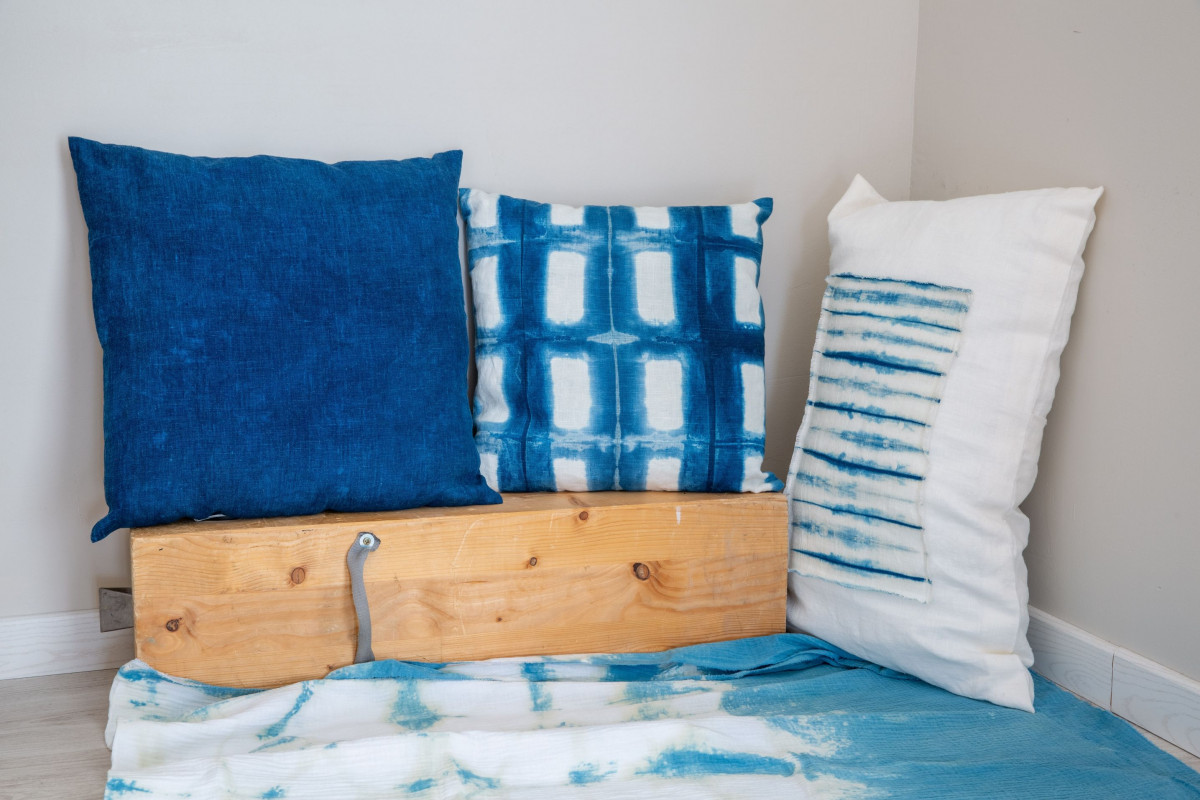 Wecandoo - Teintez votre foulard ou coussin en indigo