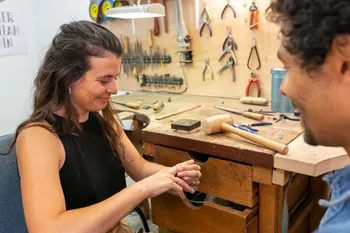 Créez votre bague en argent
