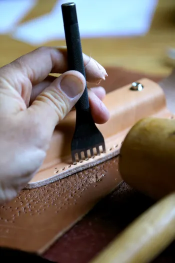 Wecandoo - Fabriquez votre ceinture en cuir