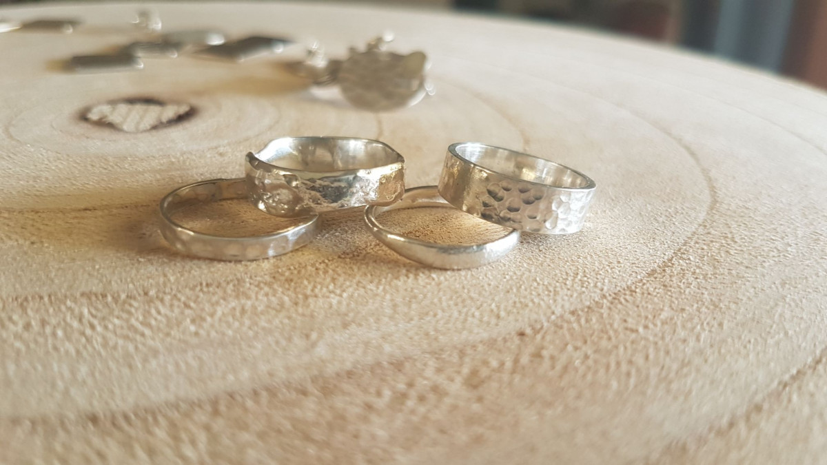 Réalisez votre bague en argent texturé