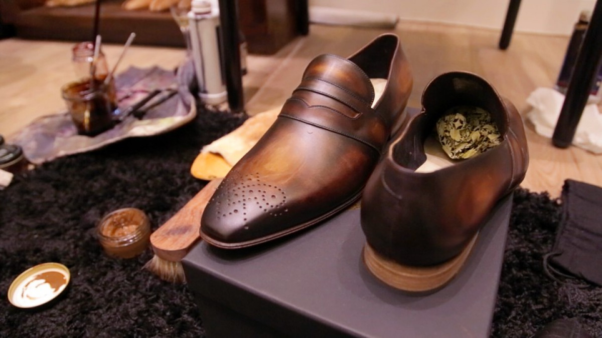 Repartez avec des souliers patinés