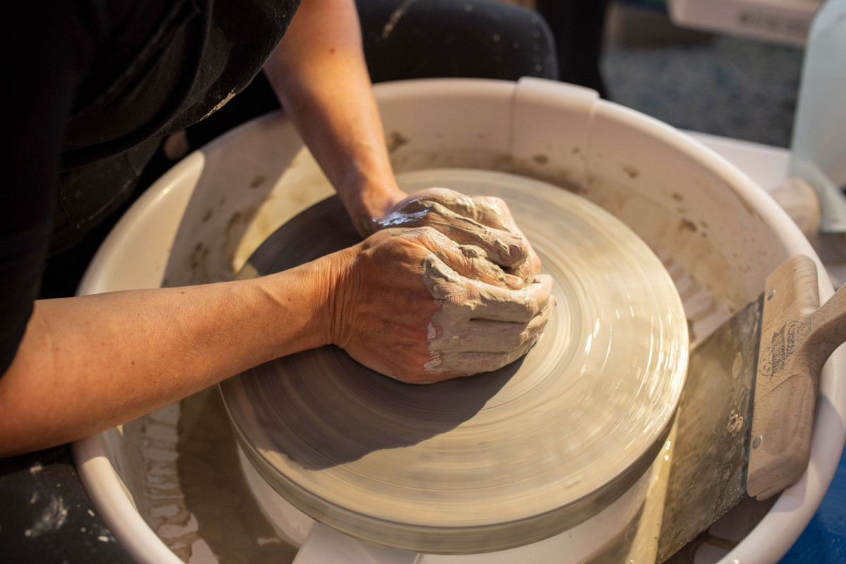 Initiez-vous au tour de potier