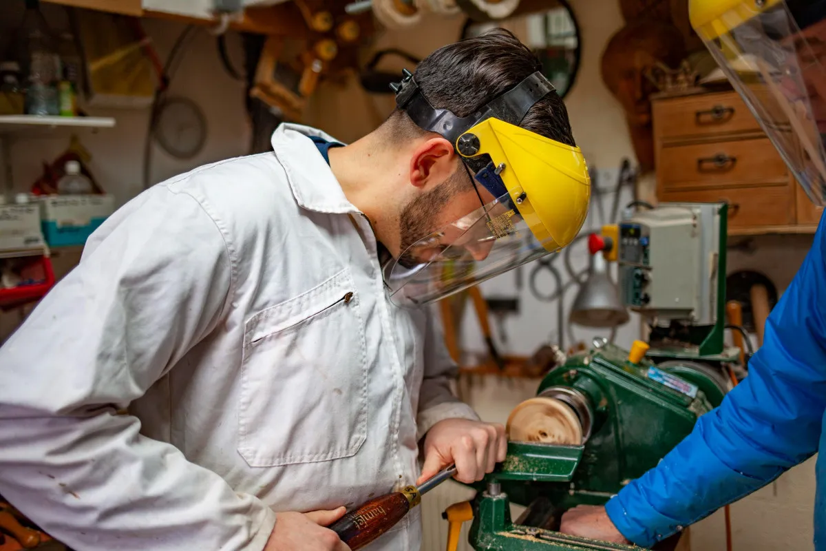 Initiez-vous au tournage sur bois