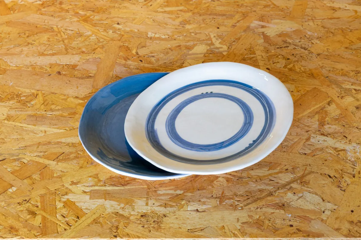 Modelez vos deux assiettes estampées