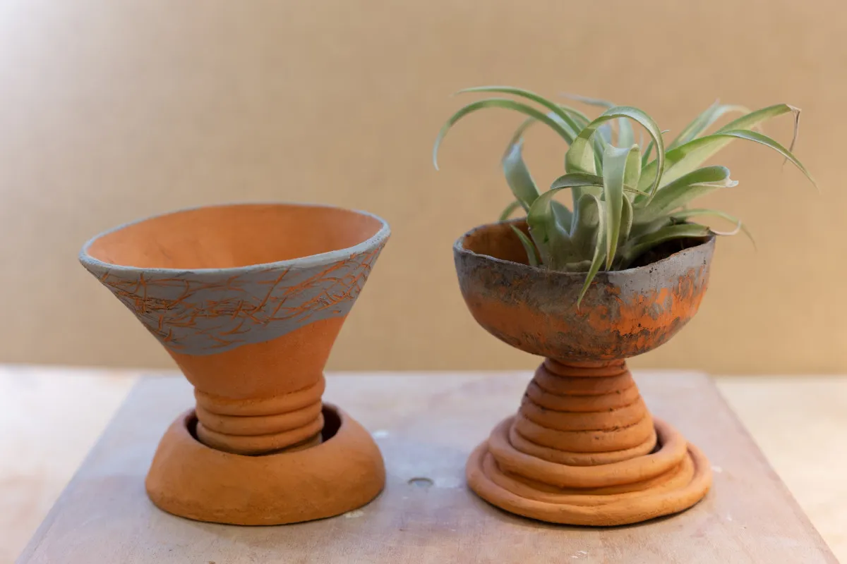 Modelez votre pot à plante terracota