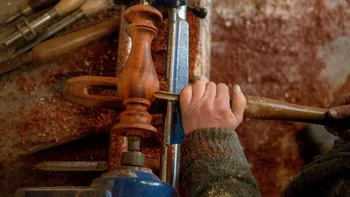 Wecandoo - Réalisez votre tabouret en bois