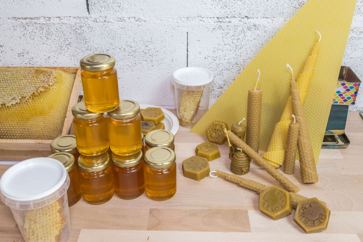 De la ruche à la bougie