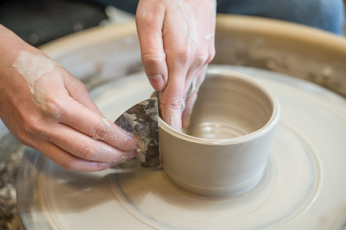 Initiez-vous au tour de potier à Lyon