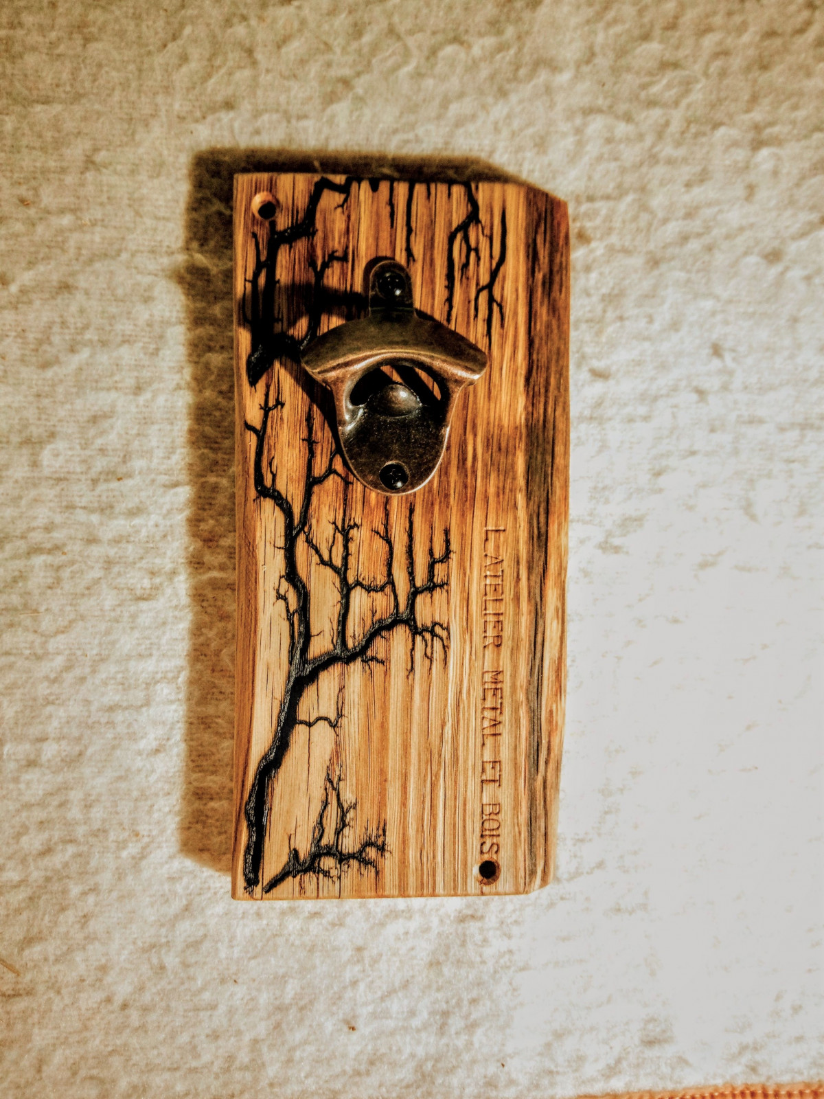 Fabriquez votre planche avec décapsuleur intégré