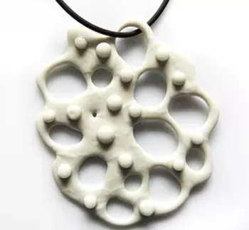 Réalisez vos bijoux en filaments de porcelaine