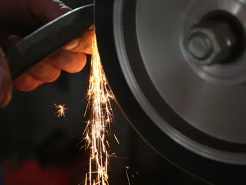 Forgez votre couteau droit ou pliant sur 2 journées