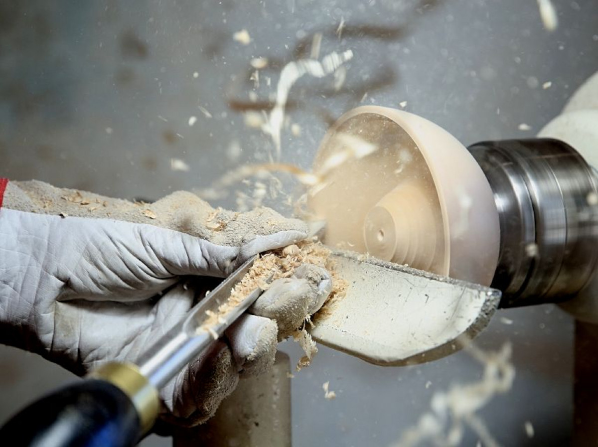 Tournez votre bol en bois