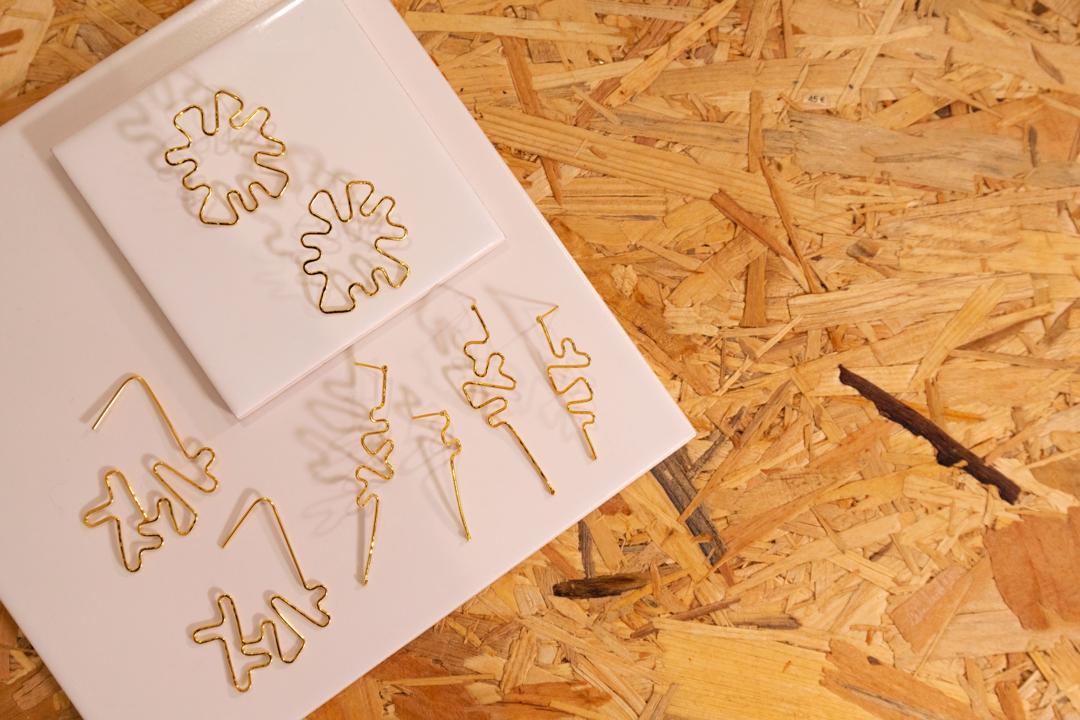 Créez vos boucles d'oreille en laiton plaquées or