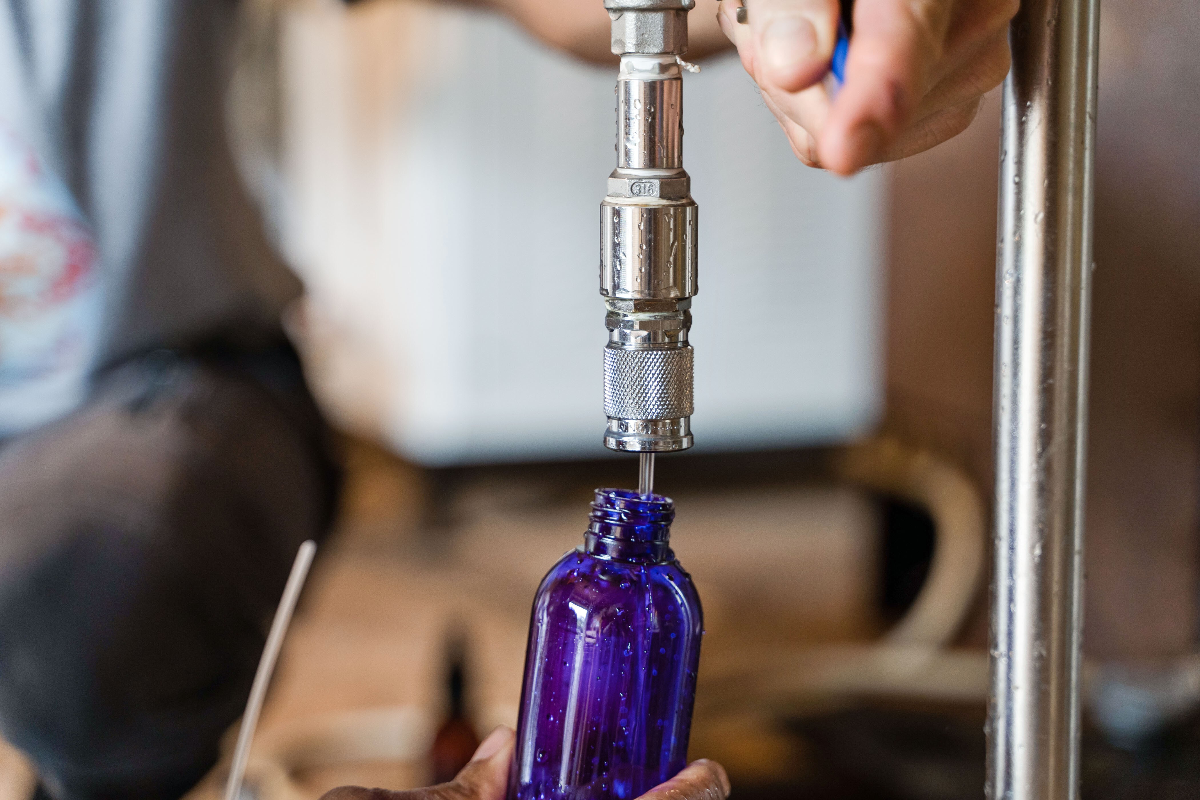 Découvrez la distillation de plantes