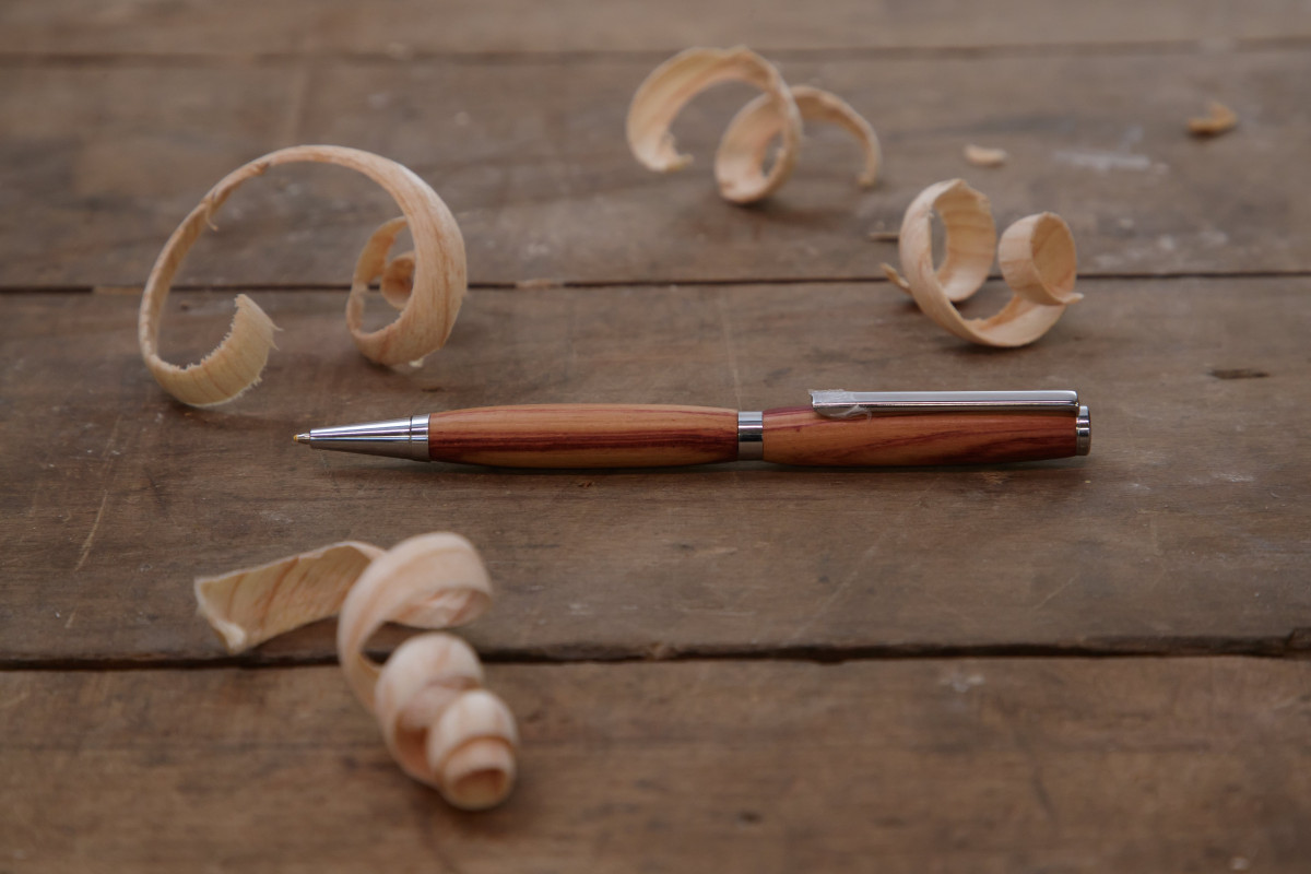 Découvrez le tour à bois en fabriquant votre stylo