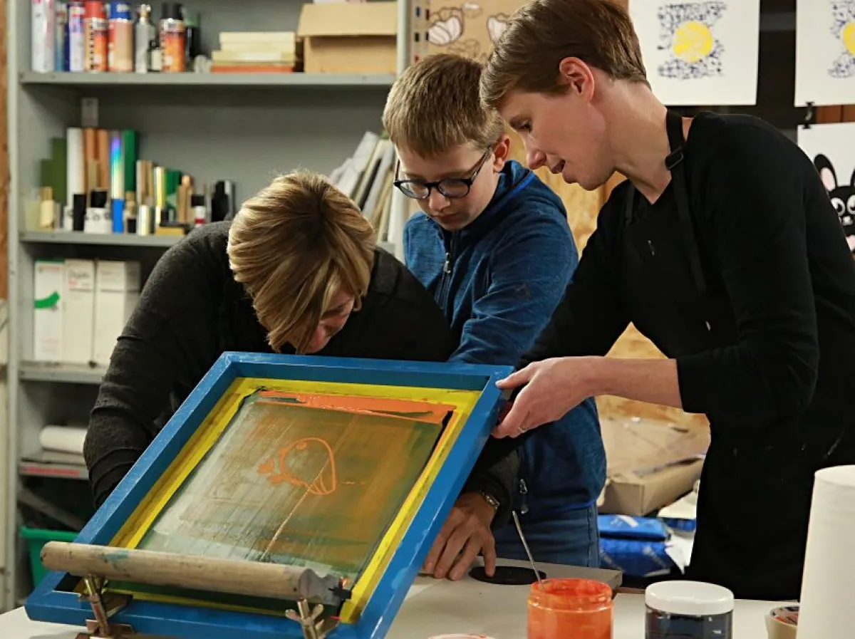 Apprenez à sérigraphier avec votre enfant