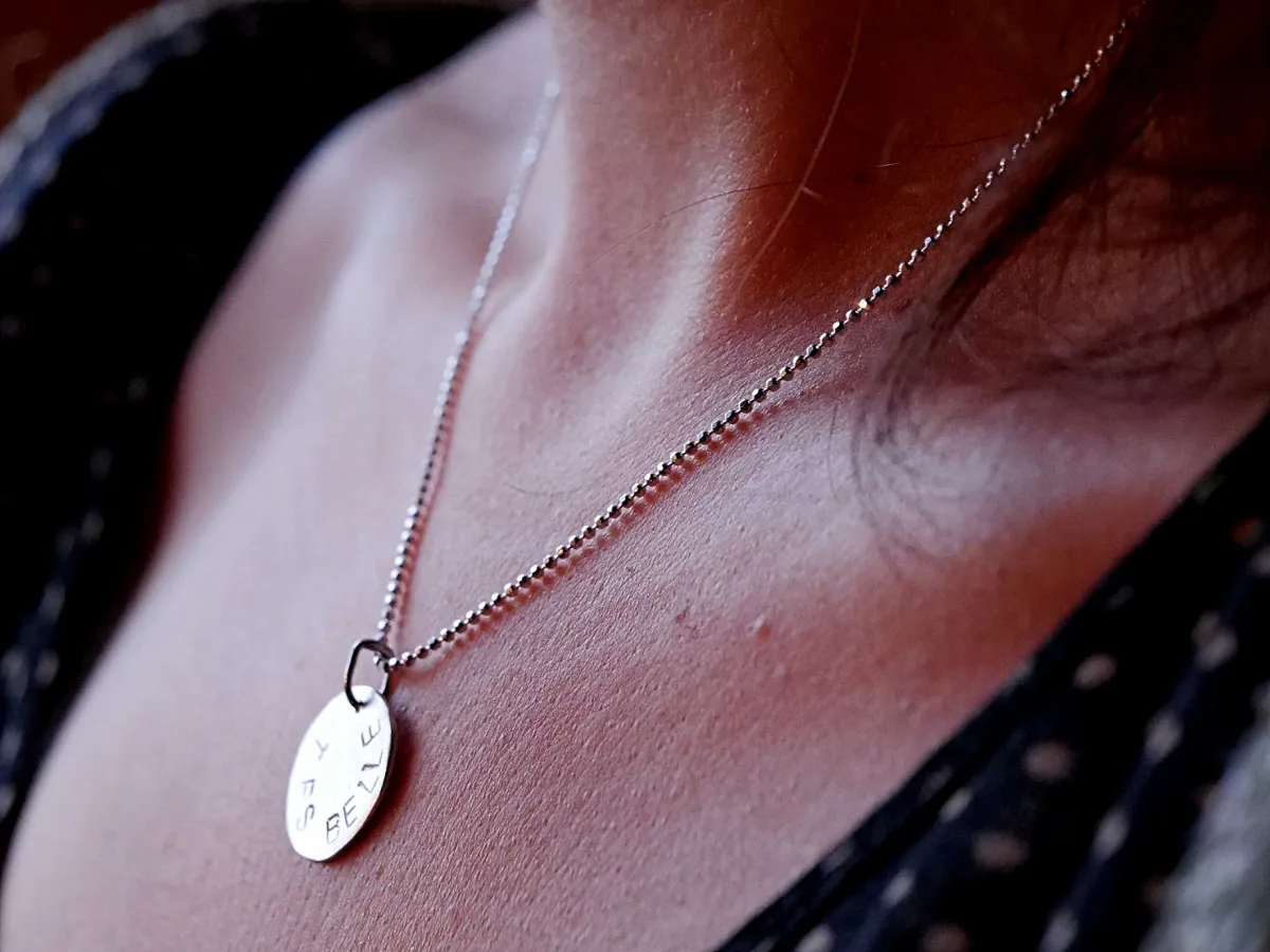 Créez votre médaillon en argent